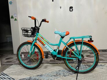 трёхколёсный велик: Продается подростковый велосипед (6-12лет) в хорошем состоянии
