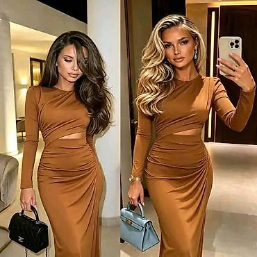 elegantna tunika: Elegantna midi haljina sa dugim rukavima i asimetričnim prorezom u — 2