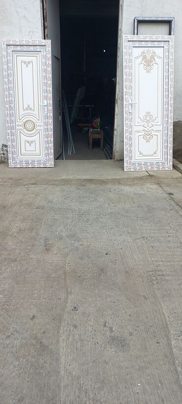 Plastik qapılar: Yeni Plastik qapı Zamok və çərçivə ilə, Zəmanətli, Pulsuz quraşdırma, Pulsuz çatdırılma, Rayonlara çatdırılma, Ödənişli çatdırılma — 2