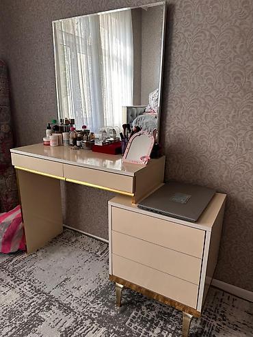 guzgu satılır: Guzgulu kamod 150 azn satilir‼️unvan xirdalan ykod0981 sekine — 1