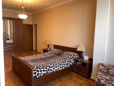 Köhnə tikili: Bakı, 4 otaqlı, Köhnə tikili, m. Gənclik, 110 kv. m — 4