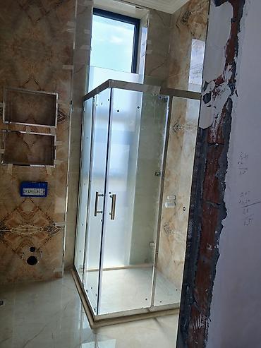 Duş kabinaları, arakəsmələr: Yeni Arakəsmə, Künc üçün, Pulsuz çatdırılma — 29