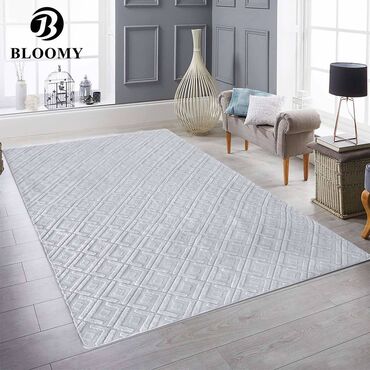 Tepisi i prostirke: M. 09. Dekorativni tepih za dnevnu sobu Dimenzije: 230x160cm Cena — 2