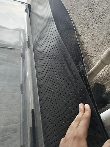 Rəf vitrinləri: Şüşə vitrin rəf sistemi - Material: temperli şüşə rəflər və — 1
