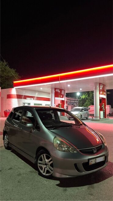 Honda: Honda Fit: 2003 г., 1.5 л, Автомат, Хэтчбэк
