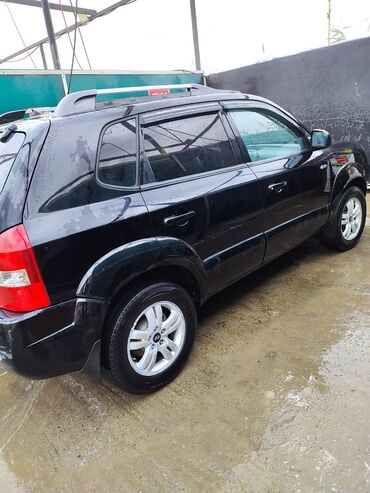 Hyundai: Hyundai Tucson: 2 l | 2007 il Hetçbek — 15