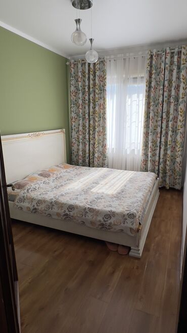 продаю дом в селе садовое: 3 комнаты, 70 м², 106 серия, 8 этаж, Косметический ремонт