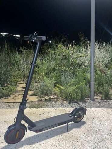 электро самокат купить в баку: İşlənmiş Elektrik samokat 8", ≤ 250 Vt, 16 - 25 km/s, Ünvandan götürmə, Pulsuz çatdırılma, Ödənişli çatdırılma