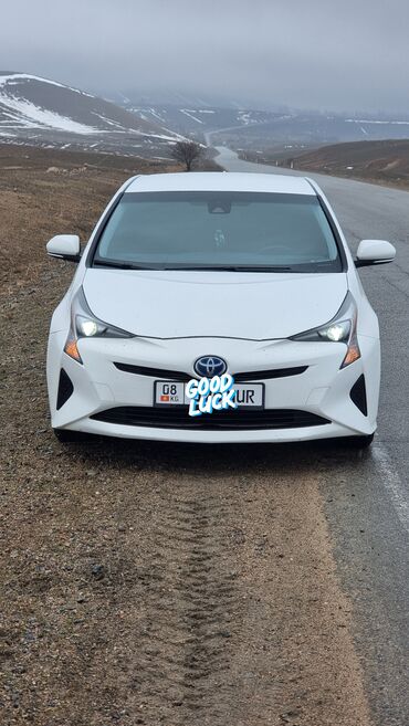 приус ви: Toyota Prius: 2017 г., 1.8 л, Вариатор, Гибрид