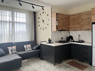 Günlük kirayə evlər: 70 kv. m, 3 otaqlı, Artezian quyusu, Su, Qaz — 15