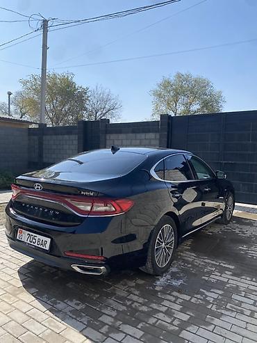 geely preface: Hyundai Grandeur: 2019 г., 2.4 л, Автомат, Гибрид, Седан — 4