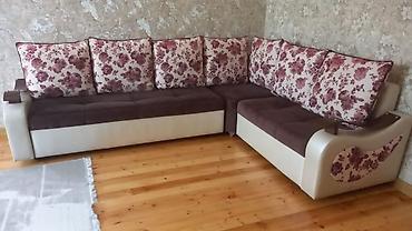 yer divanlari: AmlDivan 200azn. Ölçü :2X3 açılmır bazası yoxdu. Ünvan : Binə savxoz — 1