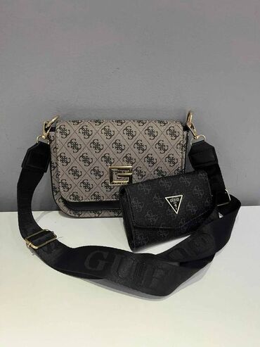 Torbe: Guess torba NOVO

Novo
Replika

fb Moja Kupovina 1 — 2