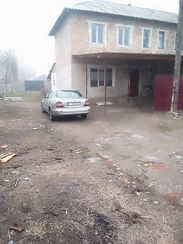 Продажа коттеджей и домов: 7 комнатная Продаётся двухэтажный кирпичный дом с двором и навесом для — 19