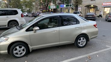 fit 2011: Honda Fit Aria: 2003 г., 1.3 л, Вариатор, Бензин, Седан