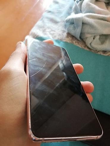 Техника и электроника: Samsung Galaxy S21, 128 ГБ, цвет - Фиолетовый, Беспроводная зарядка — 2