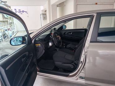 Kia: Kia Ceed: 1.6 l. | 2010 έ. Χάτσμπακ — 4