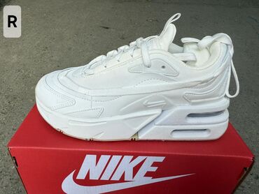 Patike: Nike, 36, bоја - Šareno — 2