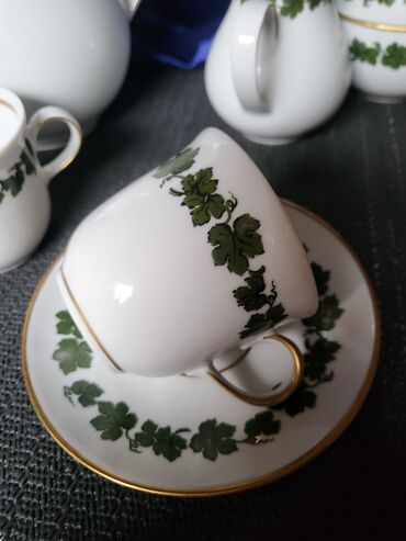 Ostali antikviteti: Servis za kafu 1977g+ Graf von Henneberg Nemacka. Servis je perfektan na lalafo.rs — 12 Ostali antikviteti: Servis za kafu 1977g+ Graf von Henneberg Nemacka. Servis je perfektan — 12