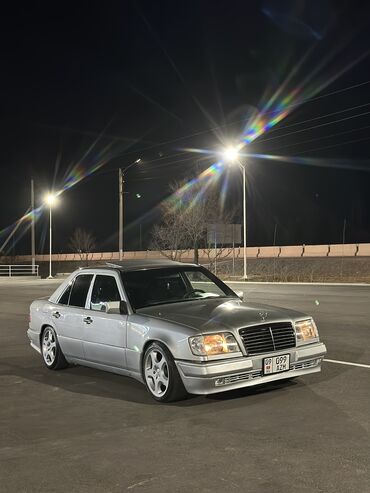 вентилятор охлаждения мерс: Mercedes-Benz W124: 1993 г., 2.2 л, Автомат, Бензин, Седан