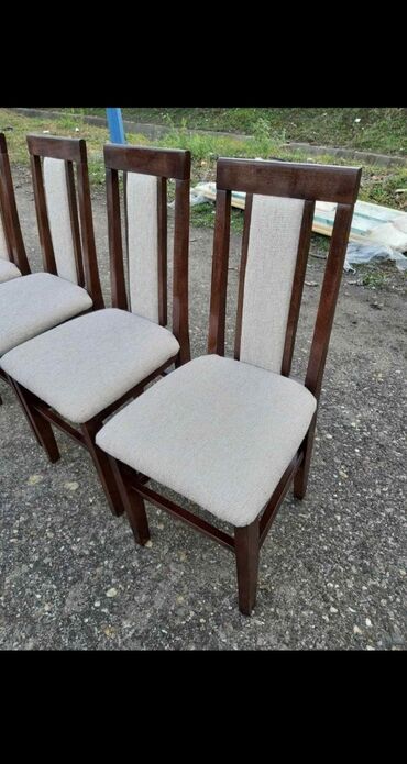 Stolice: Stolice za Terpezariske Cena po komadu 30 e Boju tapacira i drveta — 10