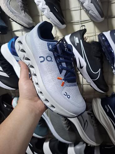 обувь on: Кроссовки On Running (логотип “On/OC”) — легкие беговые/повседневные — 1