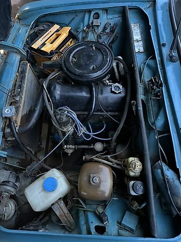 VAZ (LADA): VAZ 2106, mavi rəngli sedan Xüsusiyyətlər: - Kuzov: klassik “şeşorka” — 6