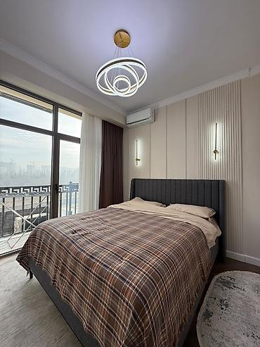 Продажа квартир: 2 комнаты, 75 м², Элитка, 4 этаж, Дизайнерский ремонт — 5