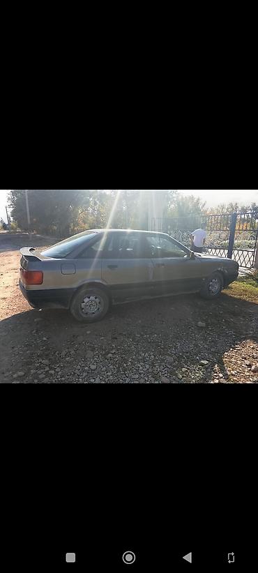 машина авди: Audi 80: 1988 г., 1.8 л, Кол менен иштөөчү, Бензин, Седан — 2