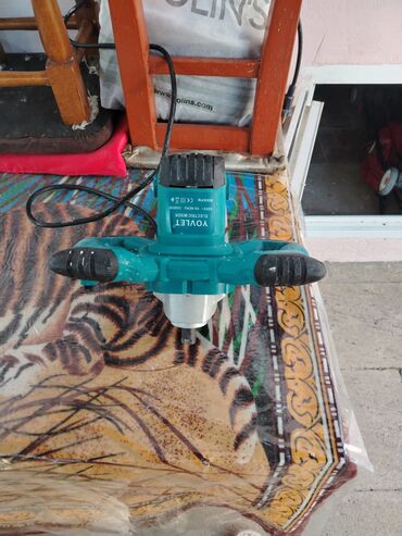 Qazanlar: VOYLET Electric Mixer – 2500W, 220V–240V, 50–60Hz, 800 RPM Məhsul