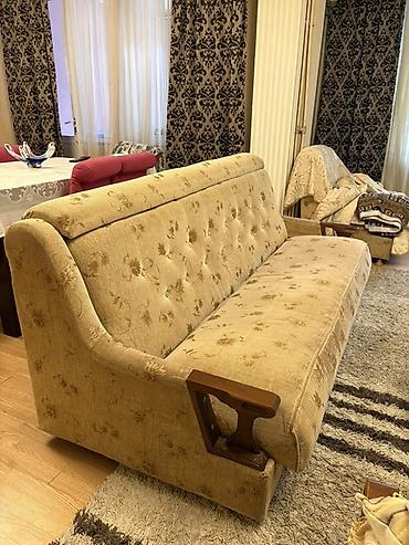 kreslo islenmis: Divan satılır. İşlənib. Açılır, bazası var. 2 ədəd kreslosuda var — 1