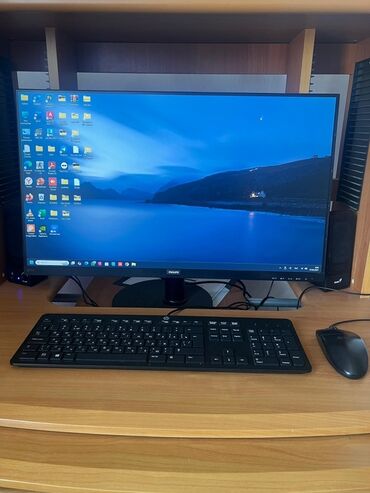 Masaüstü kompüterlər və iş stansiyaları: • CPU: INTEL CORE i7 10700K 5.1ghz (16cpu) Vga: Msi RTX3060 - 12gb