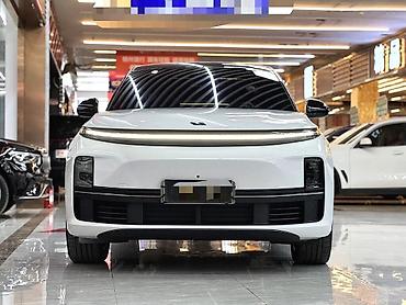 Lixiang: Lixiang L7: 2023 г., Кроссовер — 2