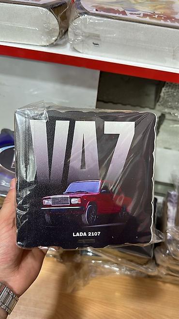 vaz kapot: Məhsul: Avtomobil və futbol temalı dekorativ hedef qutuları pul — 10