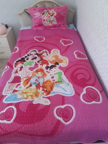 двуспальная кровать с матрасом: Покрывало цвет - Розовый