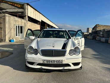 maşın mersedes: Mercedes-Benz C-Class: 1.8 l | 2005 il Sedan