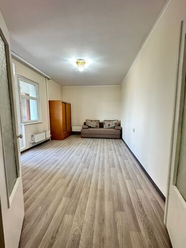 снять квартиру без риэлтора: 1 комната, 34 м², Индивидуалка, 12 этаж, Старый ремонт