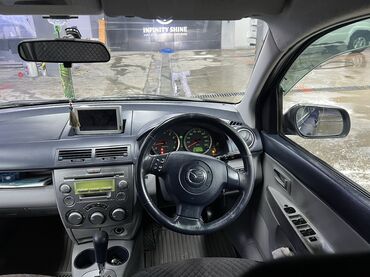 Mazda: Mazda Verisa: 2004 г., 1.5 л, Автомат, Бензин, Хэтчбэк — 6