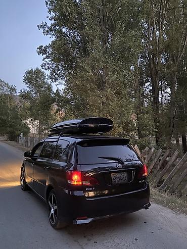 кузов портер 2: Toyota Ipsum: 2002 г., 2.4 л, Автомат, Бензин, Универсал — 5