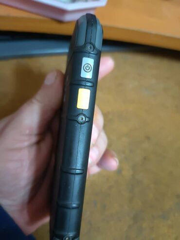 Caterpillar: Caterpillar Cat S30, 8 GB, bоја - Crna, Dual SIM — 7