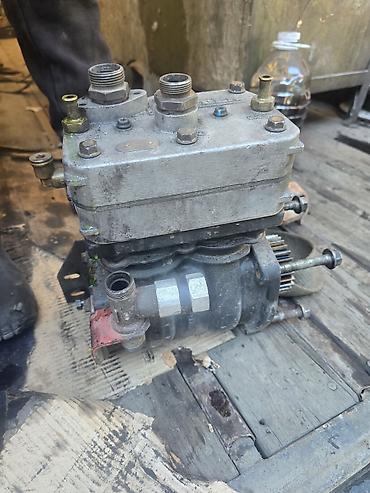 Двигатели, моторы и ГБЦ: Запчасти для дизельного двигателя (набор) Состав: - Две головки блока — 11