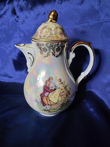Čajnici: Bokal 1918g + Oscar Shaller Bavaria porcelan. Bokal je nov,pozlata — 1