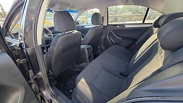 sprinter 4 4: Volkswagen Jetta: 2012 г., 1.6 л, Автомат, Бензин, Седан — 6