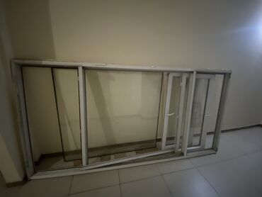 пластик бу терезе: Пластиковое готовое окно, Стандартное, 150 * 3, Б/у, Без установки