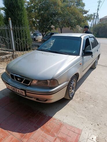 жип машина: Daewoo Nexia: 2008 г., 1.6 л, Механика, Бензин, Седан