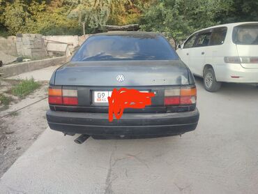 купить запчасти на скутер: Volkswagen Passat: 1988 г., 1.8 л, Механика, Бензин, Седан