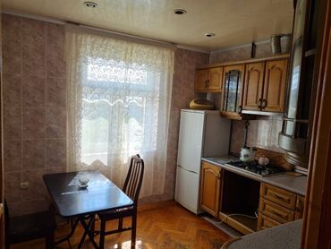 Uzunmüddətli kirayə mənzillər: Ailəyə verilir. Elmlər metrosundan 6 dəqiqəlik məsafədə yerləşir — 11