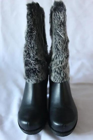 Čizme: KVALITETNE ŽENSKE ČIZME, BROJ 42 EU, AKCIJA! | AKCIJA! 40% popusta! — 3
