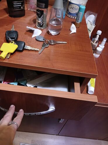 Qonaq otağı dəstləri: Heç bir problemi yoxdur.Laxlamır.Qırığı-sınığı yoxdurƏla — 5