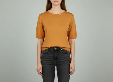 Swetry: Sweter damski, rozmiar L